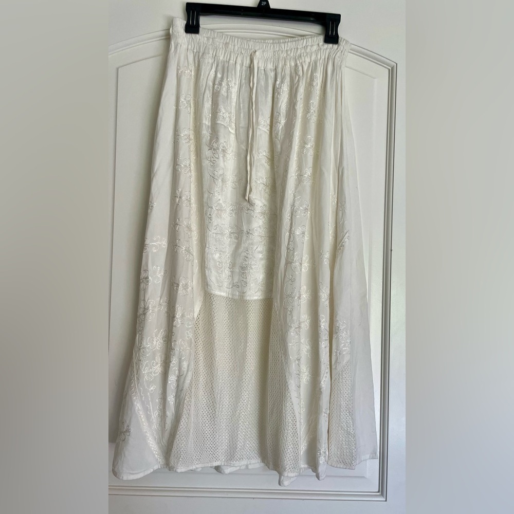 By YESHI Peasant Boho White Embroidered Rayon Skirt